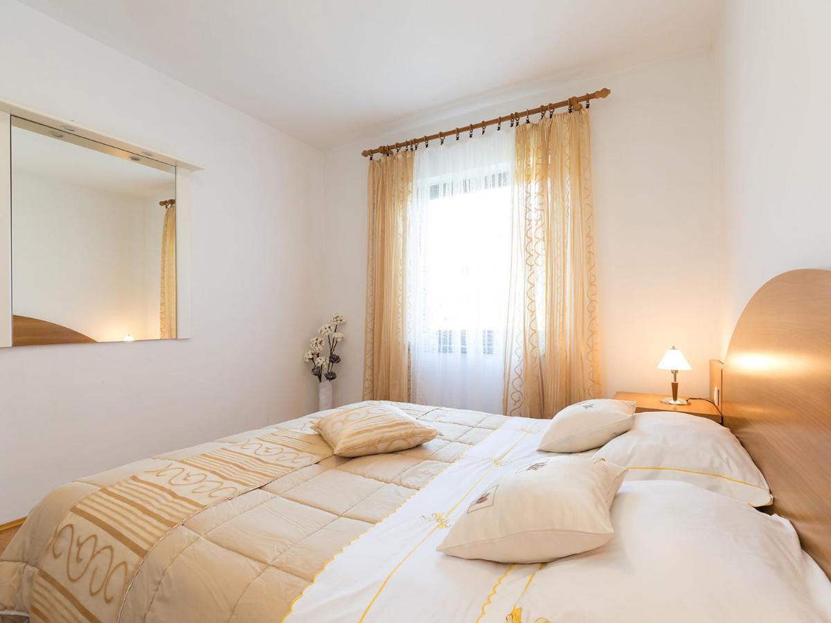Apartments Olea Poreč Exteriör bild